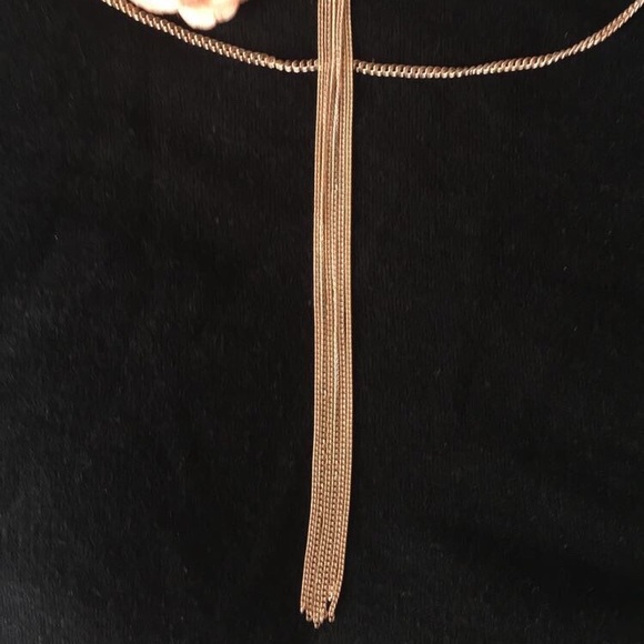 New! (NWOT) Layer Necklace Gold - Picture 3 of 3